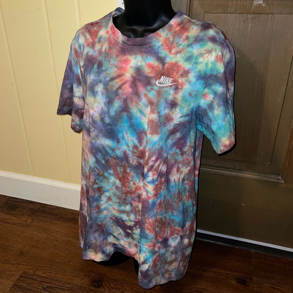Nike Active Blue Red Multicolor Tie Dye Classic Cotton Short Sleeve Shirt Size M - Picture 5 of 11